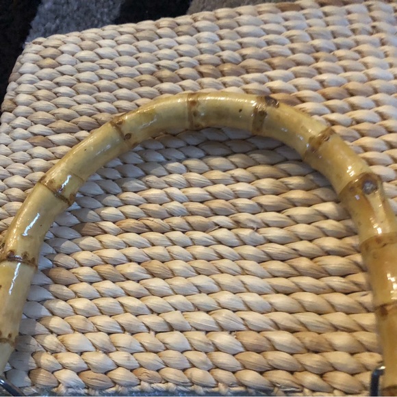 NWT Hawaii Straw Box Bag Jeweled Pineapple Zip Top Tropical Bamboo Handl… - Picture 4 of 5